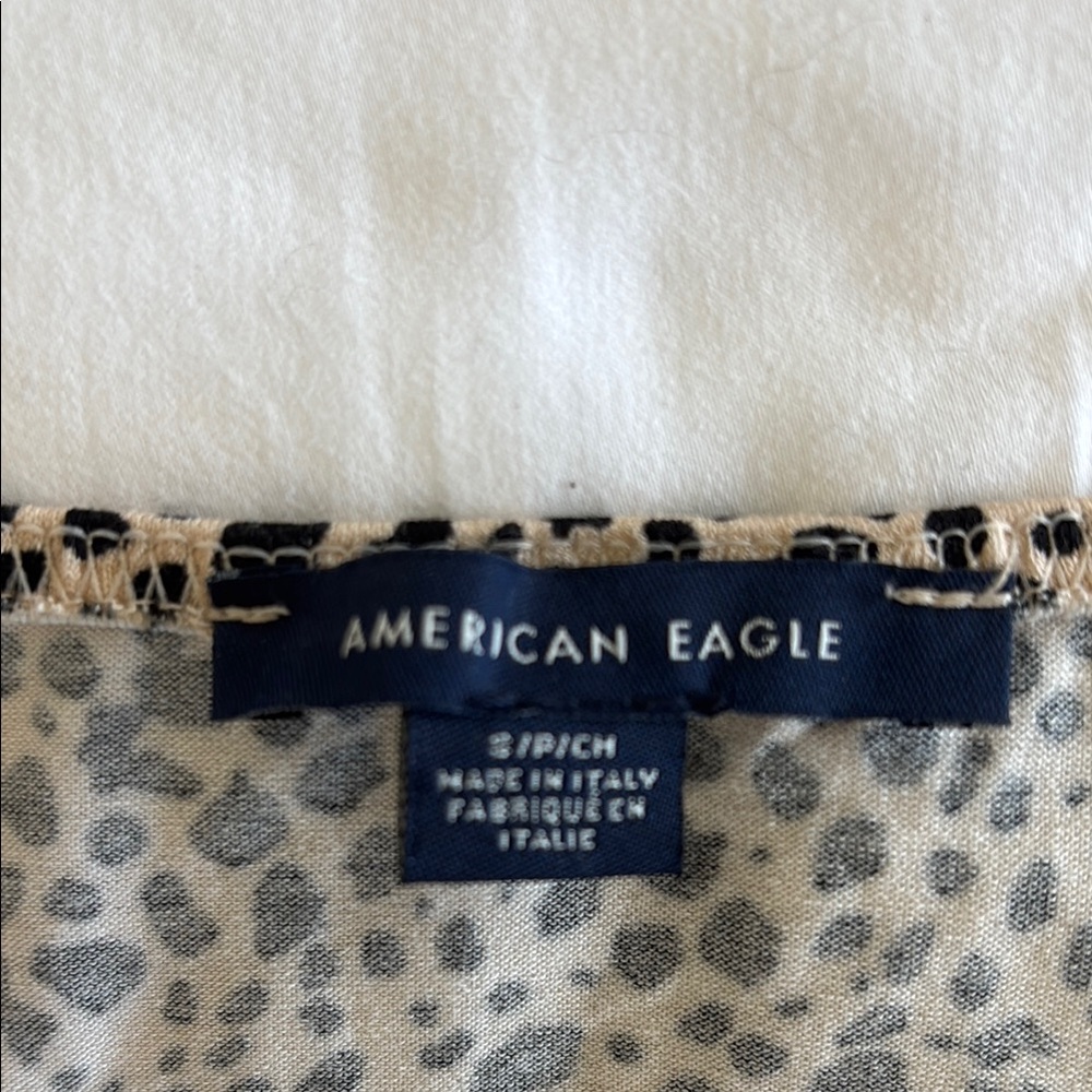 American Eagle Outfitters Tan Strapless Fitted Crop Top - Picture 3 of 3